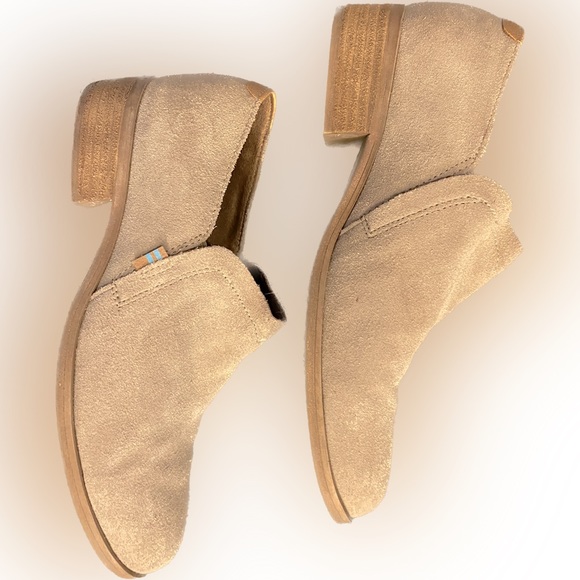Toms Shoes - Toms booties, light tan, size 8